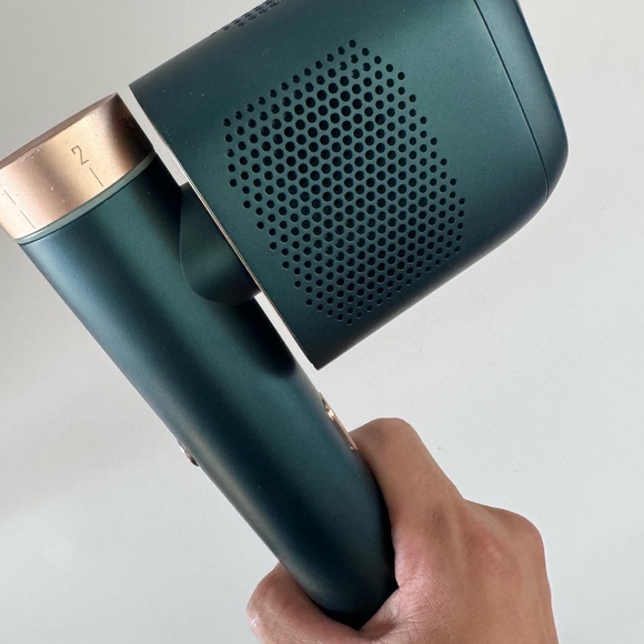 Laser Hair Removal - Picture 4 of 8